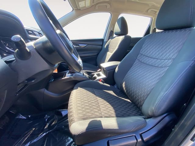 Used 2018 Nissan Rogue S image 9