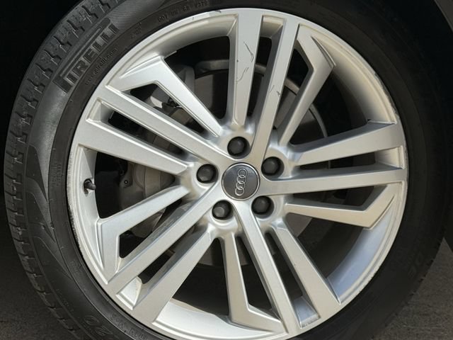 Used 2018 Audi Q5 2.0T Premium Plus w/ Premium Plus Package AWD/4WD image 10
