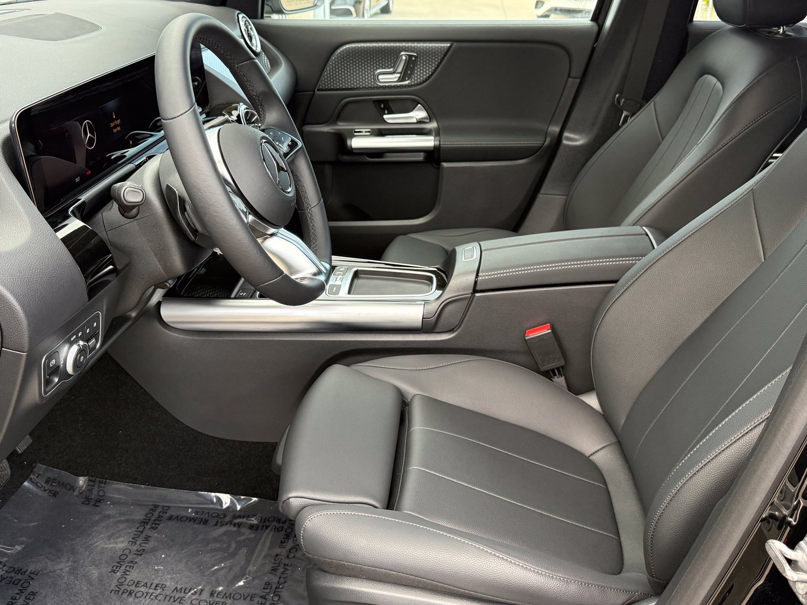 Used 2025 Mercedes-Benz GLA 250 image 24