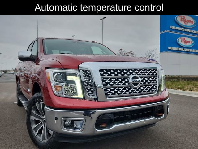 Used 2018 Nissan Titan SL image 14