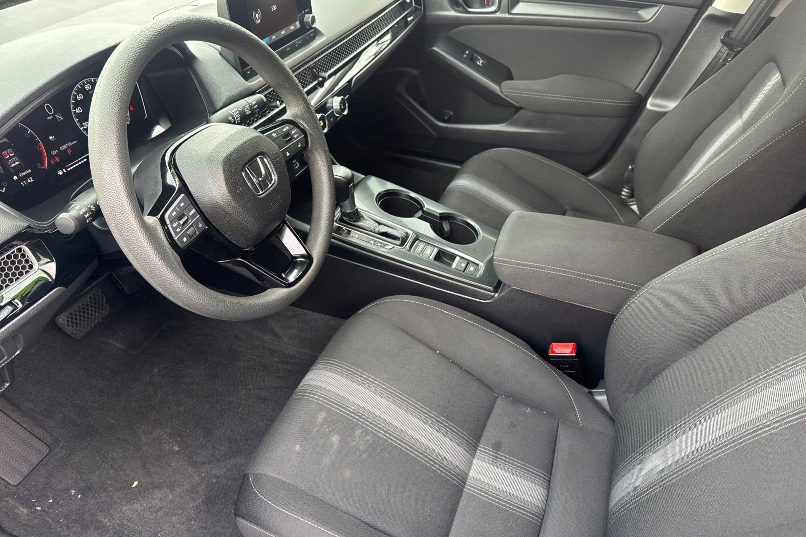 Used 2022 Honda Civic LX image 10