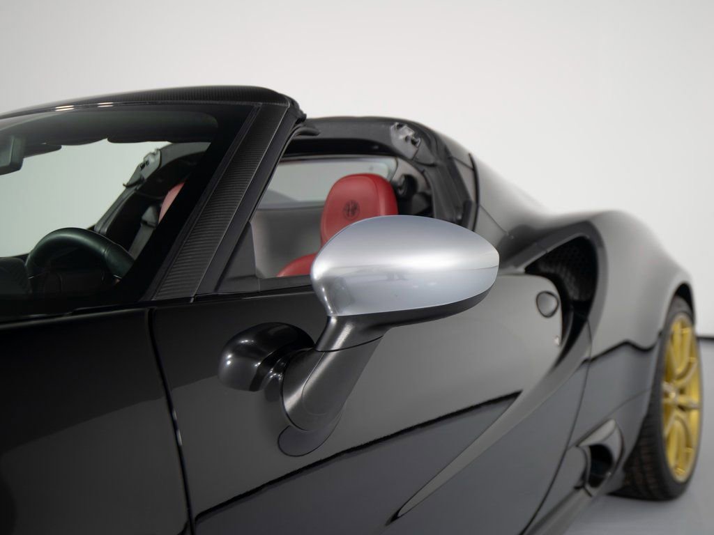 Used 2016 Alfa Romeo 4C Spider image 34