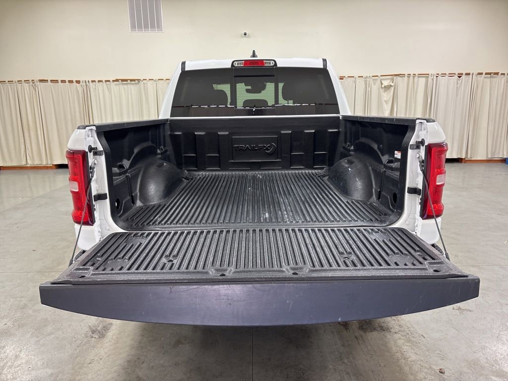 Used 2025 RAM 1500 Big Horn image 9