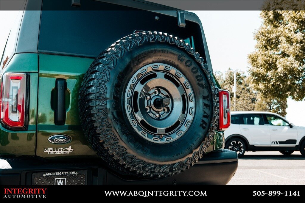 Used 2024 Ford Bronco Everglades AWD/4WD image 17