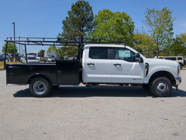New 2025 Ford F350 XL w/ XL Chrome Package image 3
