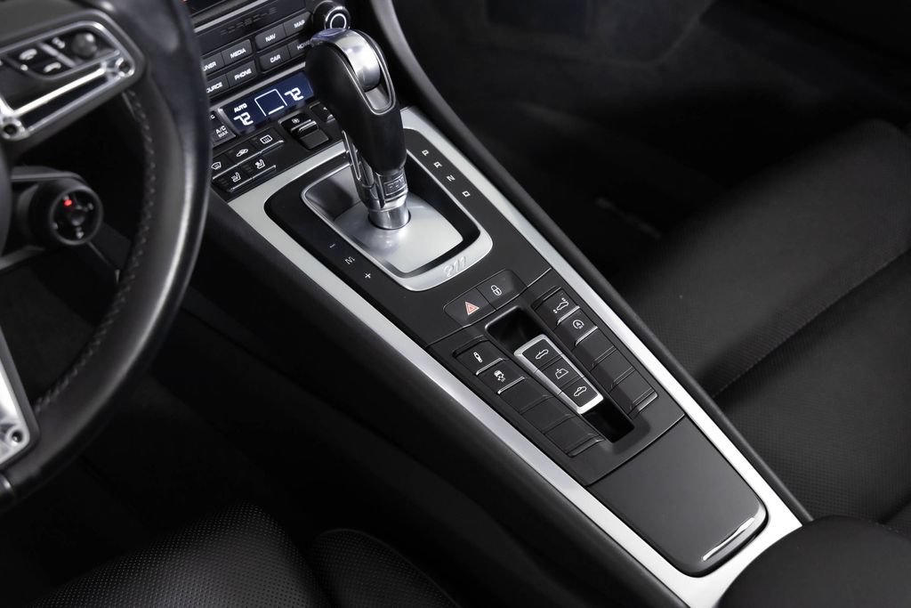 Used 2019 Porsche 911 Turbo AWD/4WD image 36