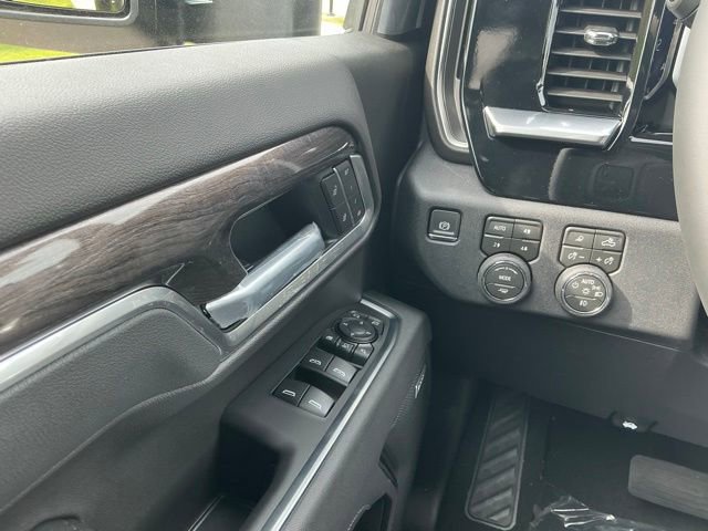 New 2026 Chevrolet Silverado 3500 LTZ w/ LTZ Plus Package AWD/4WD image 24