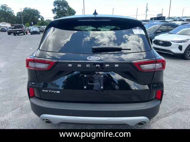 Used 2025 Ford Escape Active w/ Tech Pack #1 FWD image 6