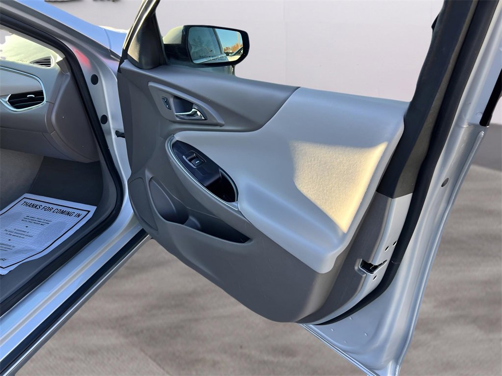 Used 2020 Chevrolet Malibu LT image 21