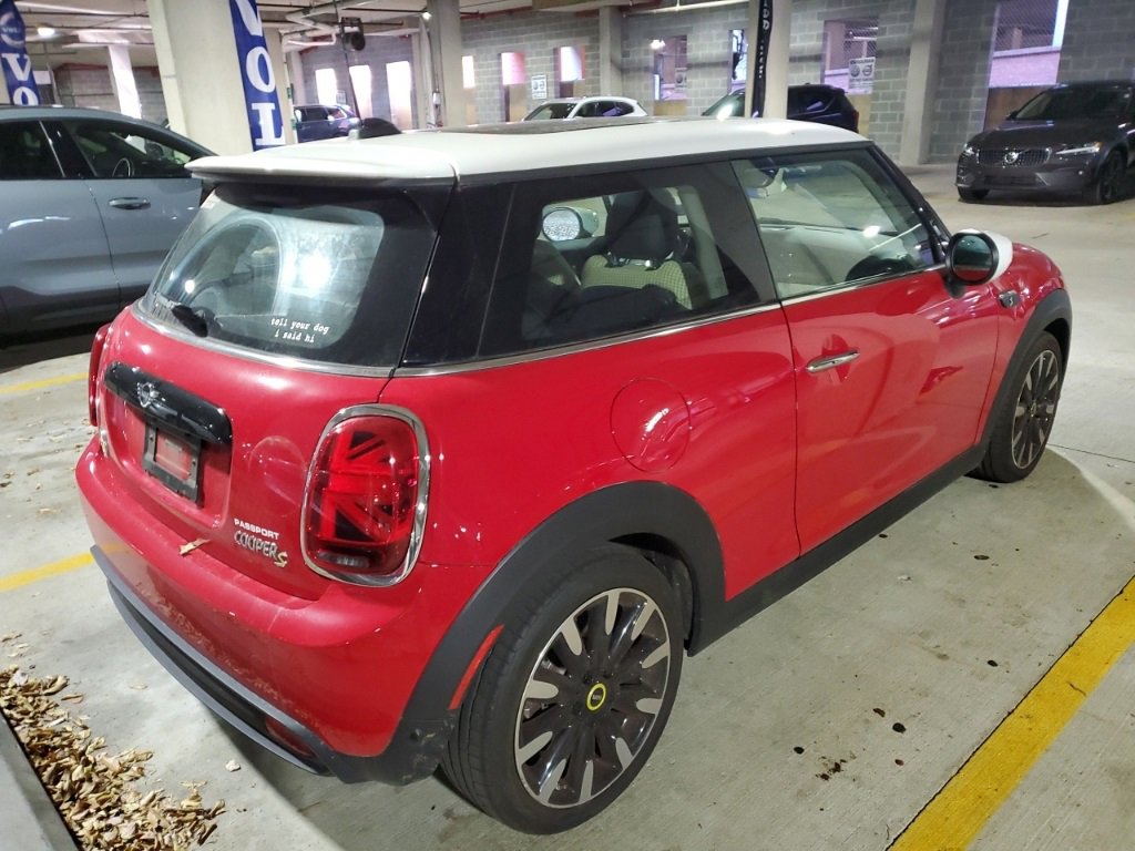 Used 2023 MINI Cooper SE image 5