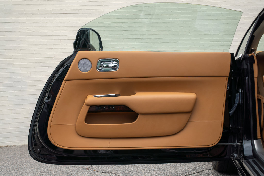 Certified 2017 Rolls-Royce Wraith RWD image 30