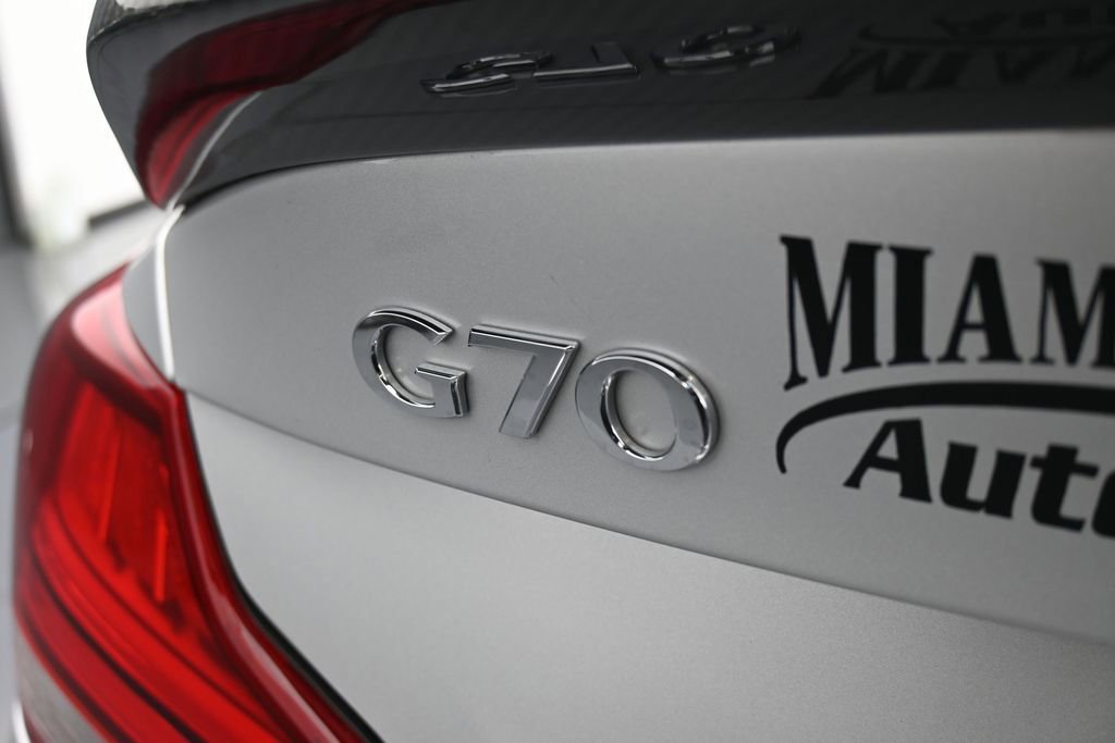 Used 2019 Genesis G70 2.0T Advanced RWD image 33