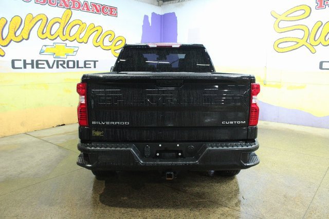 Used 2023 Chevrolet Silverado 1500 Custom image 7