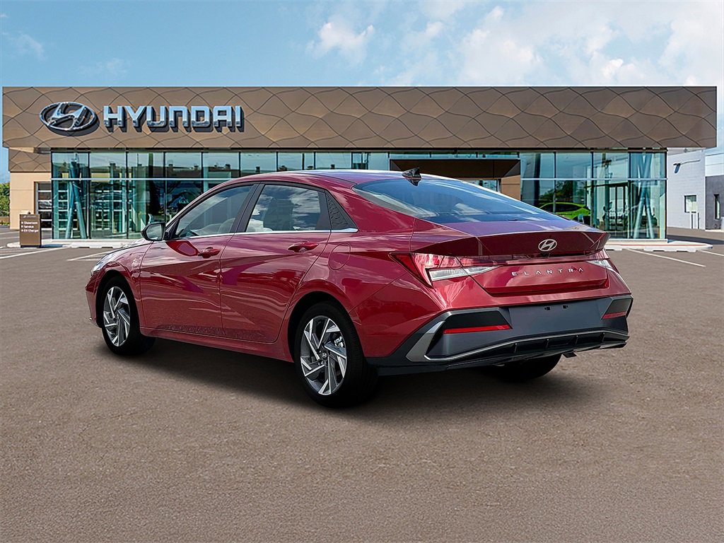 New 2025 Hyundai Elantra SEL w/ Cargo Package image 5