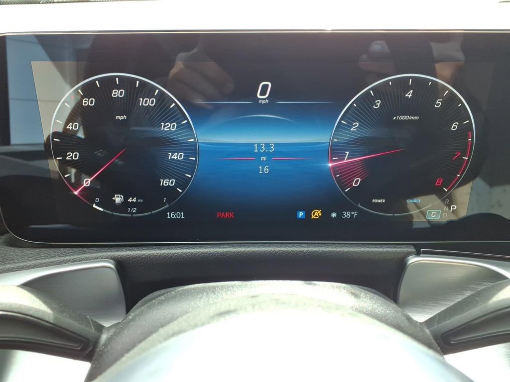 New 2026 Mercedes-Benz GLB 250 4MATIC image 18