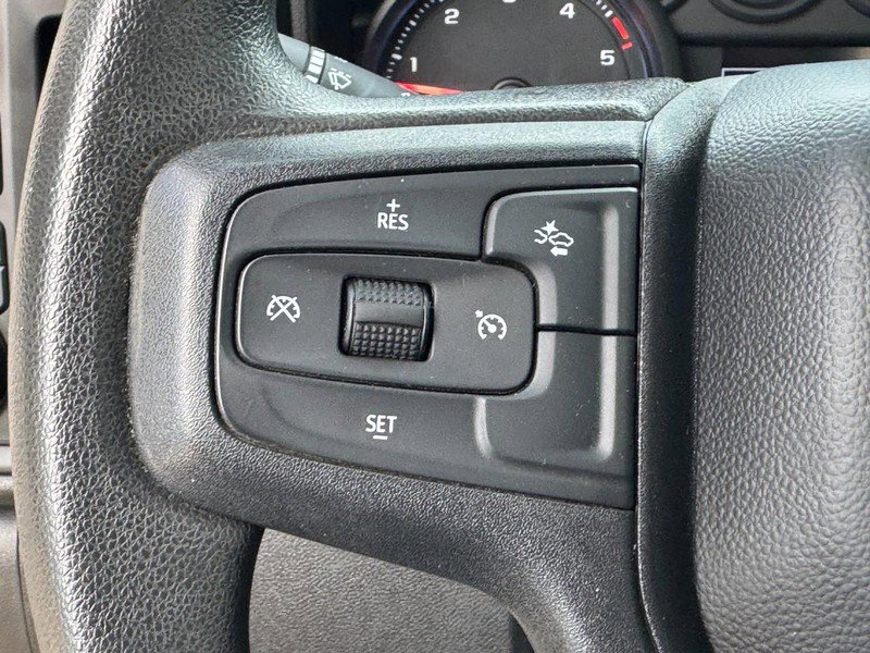 Used 2024 Chevrolet Silverado 2500 Custom w/ Custom Value Package image 18