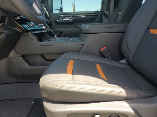 New 2026 GMC Sierra 2500 AT4 w/ AT4 Premium Plus Package AWD/4WD image 17