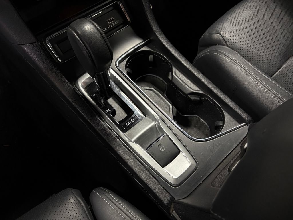 Used 2023 Subaru Ascent Limited image 17