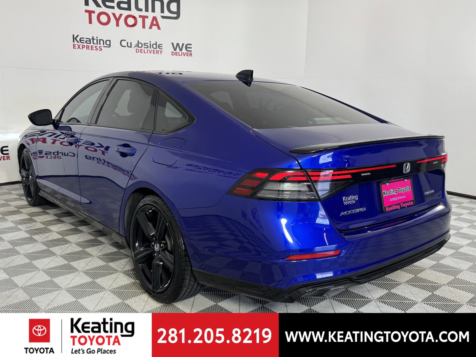 Used 2023 Honda Accord Sport image 6