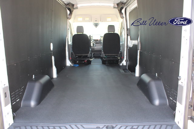 New 2026 Ford Transit 250 148 Medium Roof w/ Load Area Protection Package RWD image 6