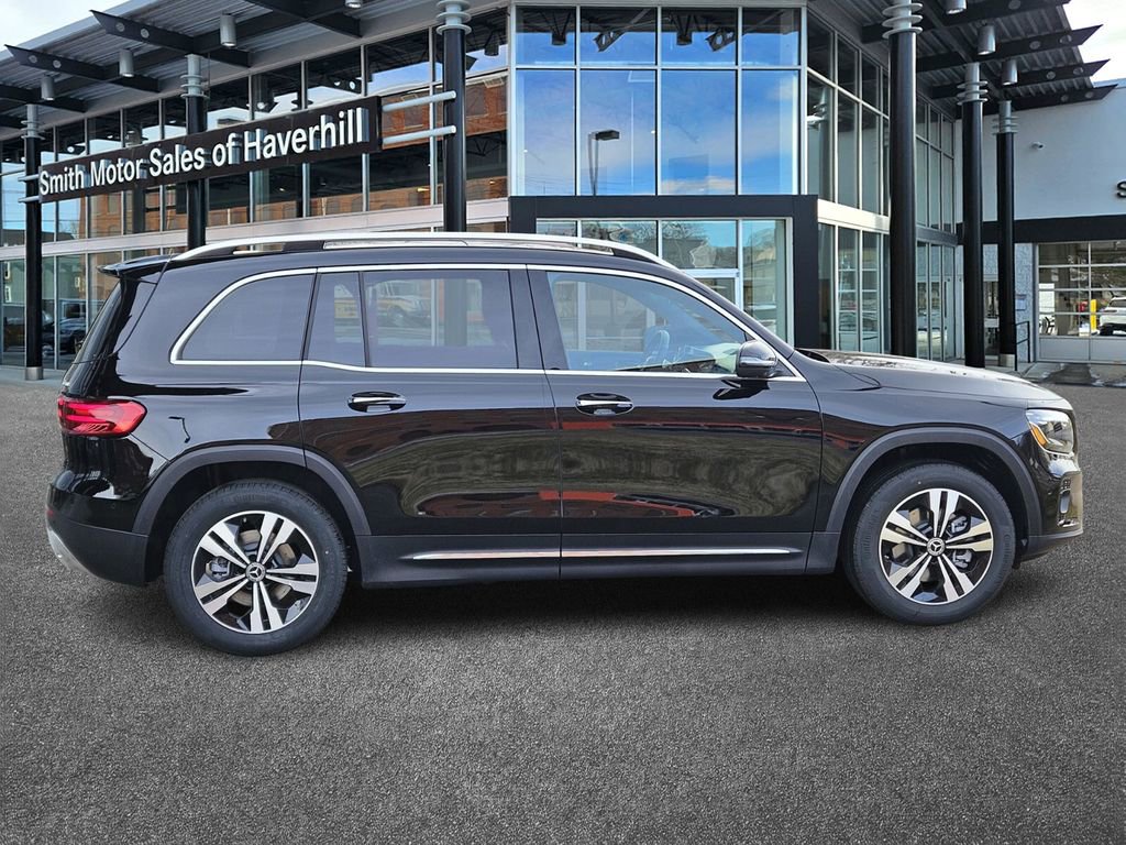 New 2026 Mercedes-Benz GLB 250 4MATIC image 6