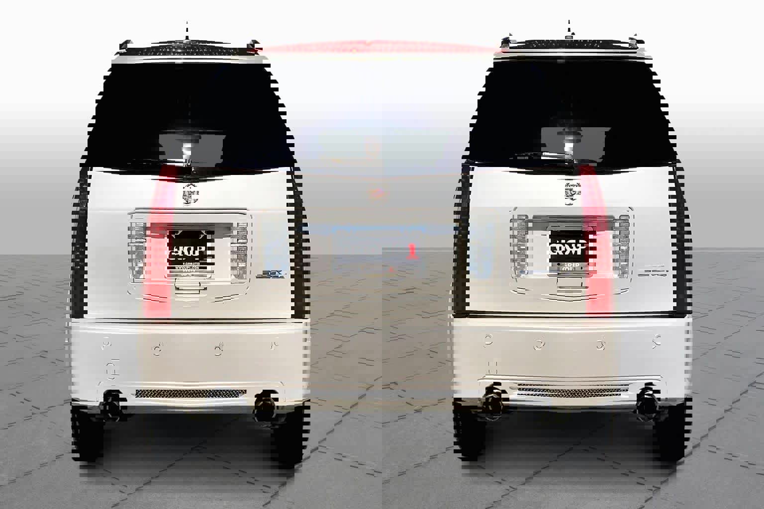 Used 2008 Cadillac SRX AWD w/ Theater Package image 4