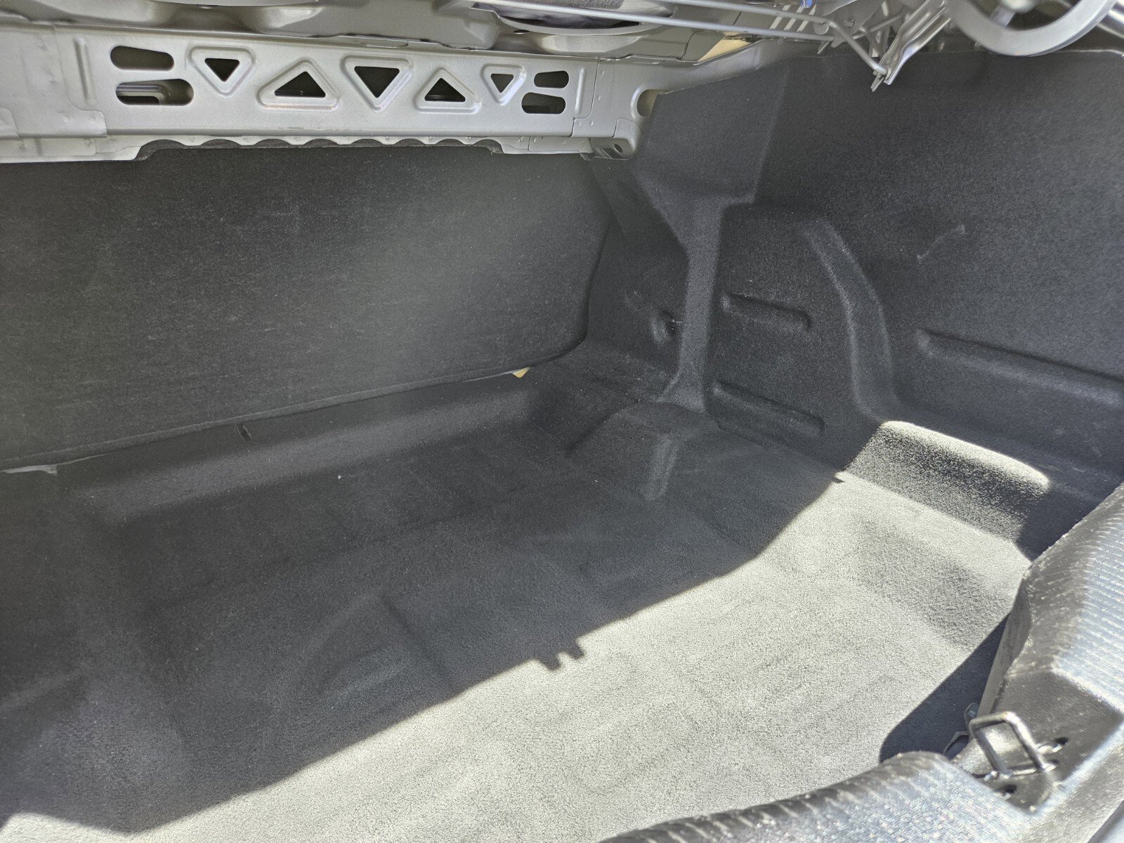 Used 2016 Chevrolet Cruze LS image 10