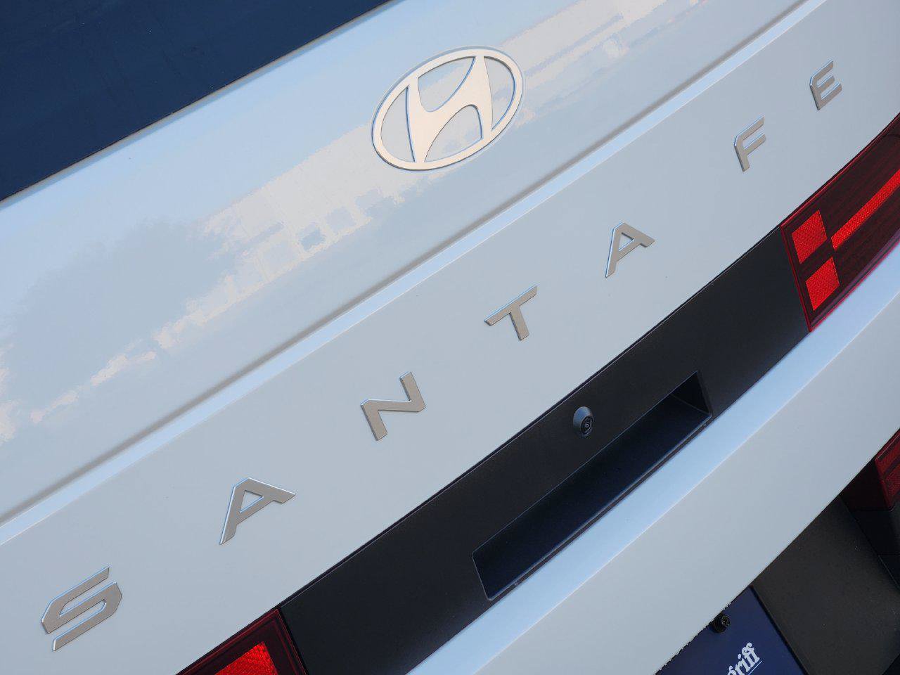 New 2027 Hyundai Santa Fe SE FWD image 8