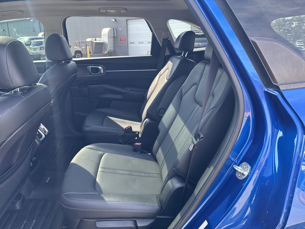 Used 2022 Kia Sorento SX image 10