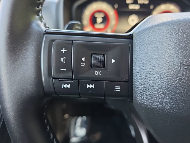 Used 2025 Nissan Rogue SL FWD image 37