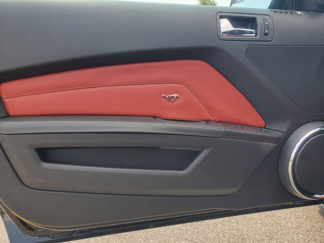 Used 2011 Ford Mustang GT Premium RWD image 13