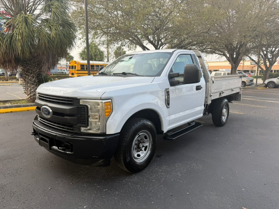 Used 2017 Ford F250 XL RWD image 1