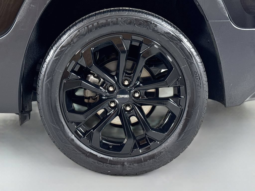 Used 2020 GMC Terrain SLE w/ Driver Convenience Package AWD/4WD image 9