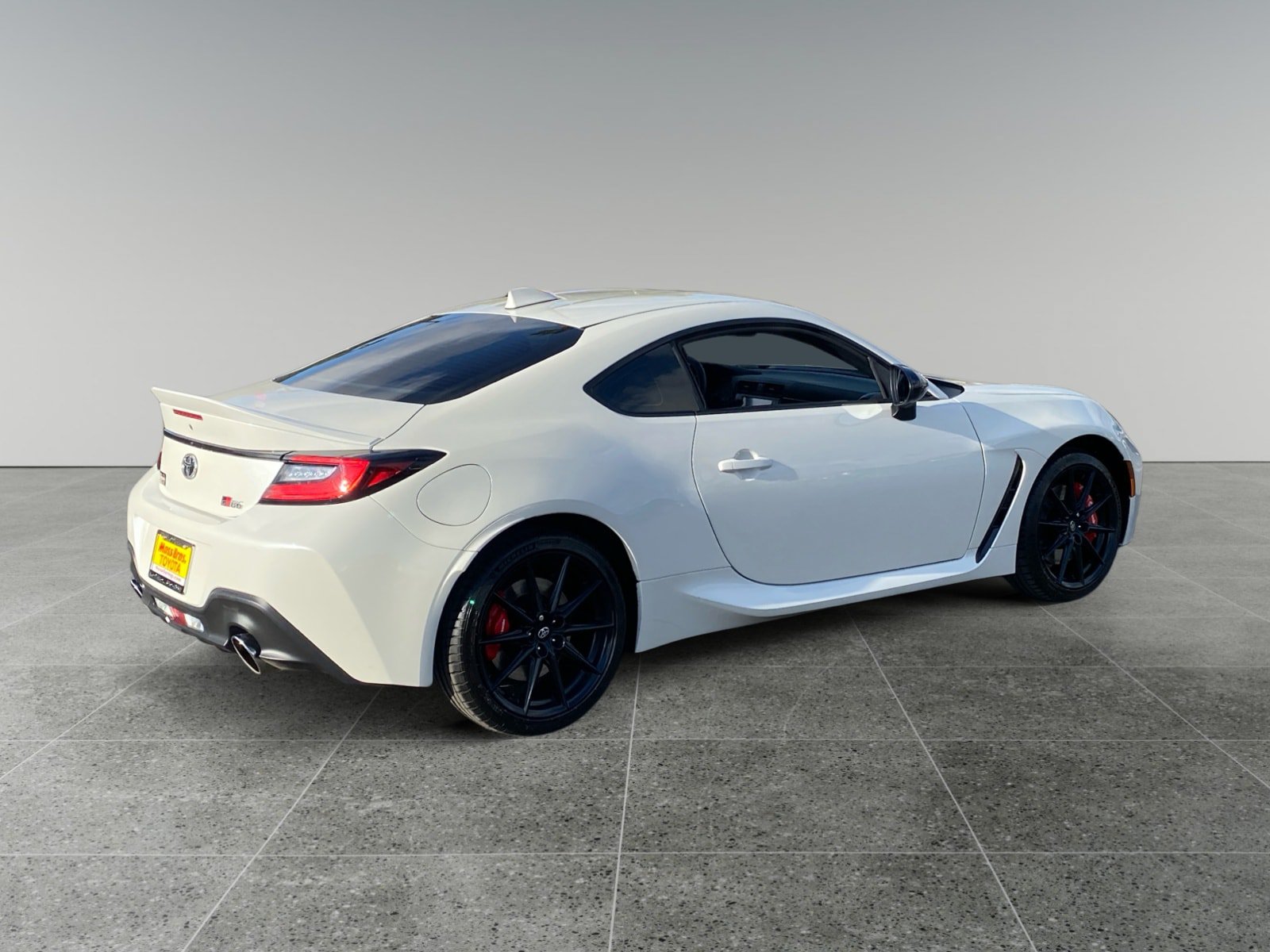 Used 2025 Toyota GR86 Premium w/ Performance Package RWD image 5