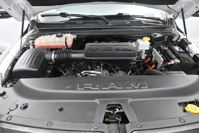 Used 2022 RAM 1500 Big Horn AWD/4WD image 33