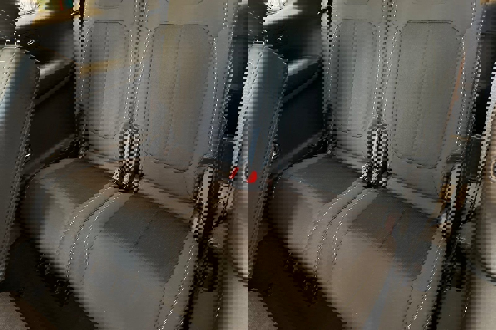 Used 2021 Jeep Grand Cherokee L Laredo w/ Luxury Tech Group I image 17