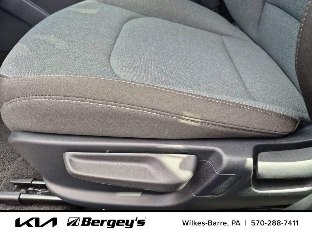 Certified 2025 Kia K4 FWD image 14
