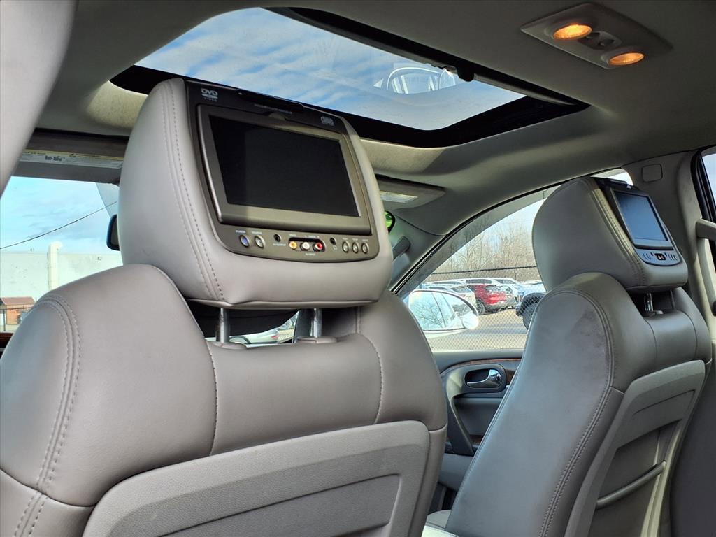 Used 2011 Buick Enclave CXL w/ LPO, Cargo Convenience Pkg image 10