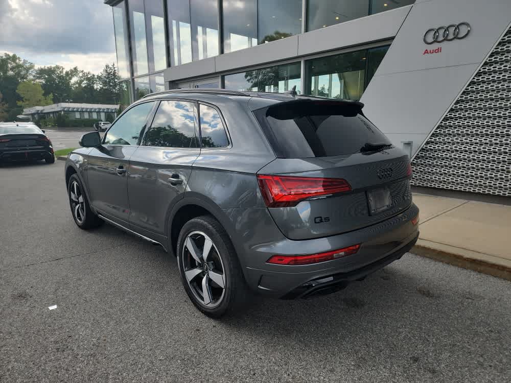 Certified 2023 Audi Q5 2.0T Premium Plus w/ Premium Plus Package AWD/4WD image 2