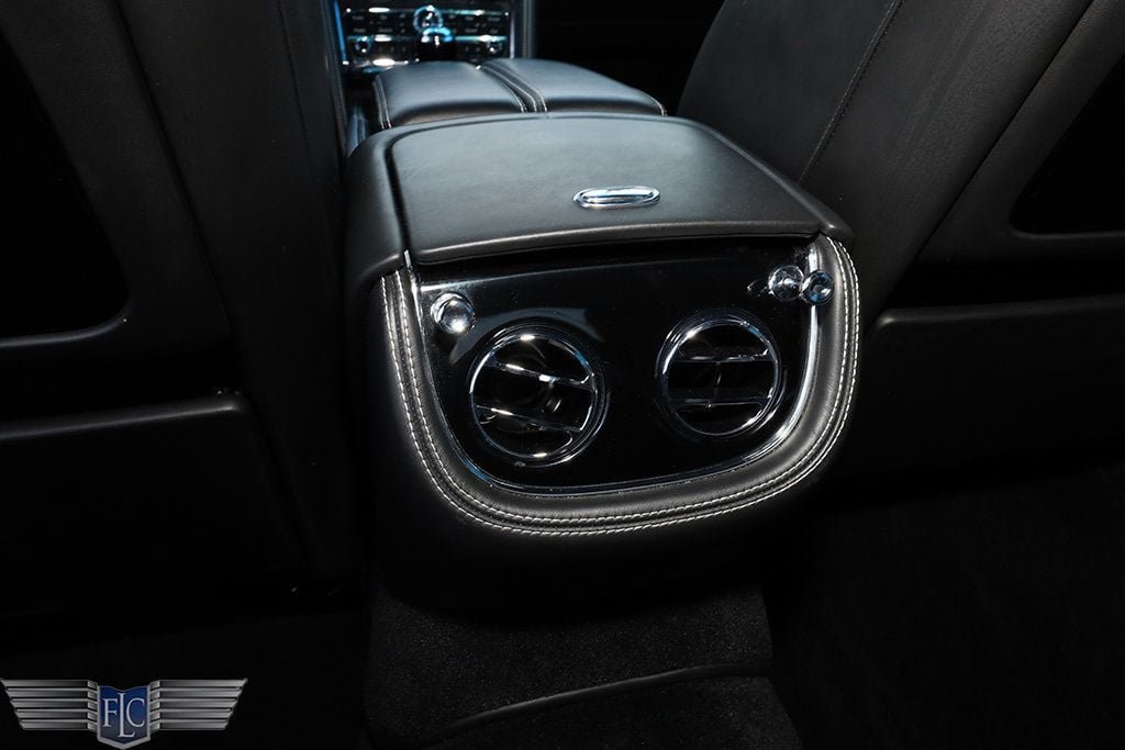 Used 2017 Bentley Mulsanne RWD image 19