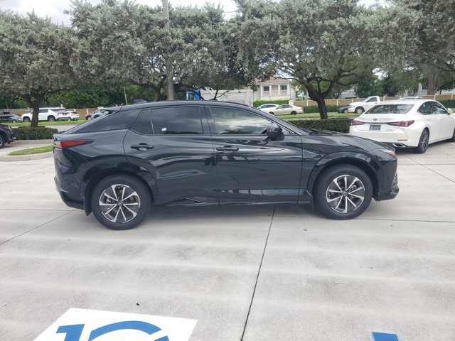 Used 2024 Lexus RZ 300e Premium image 13