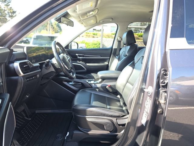 Used 2024 Kia Telluride LX AWD/4WD image 9