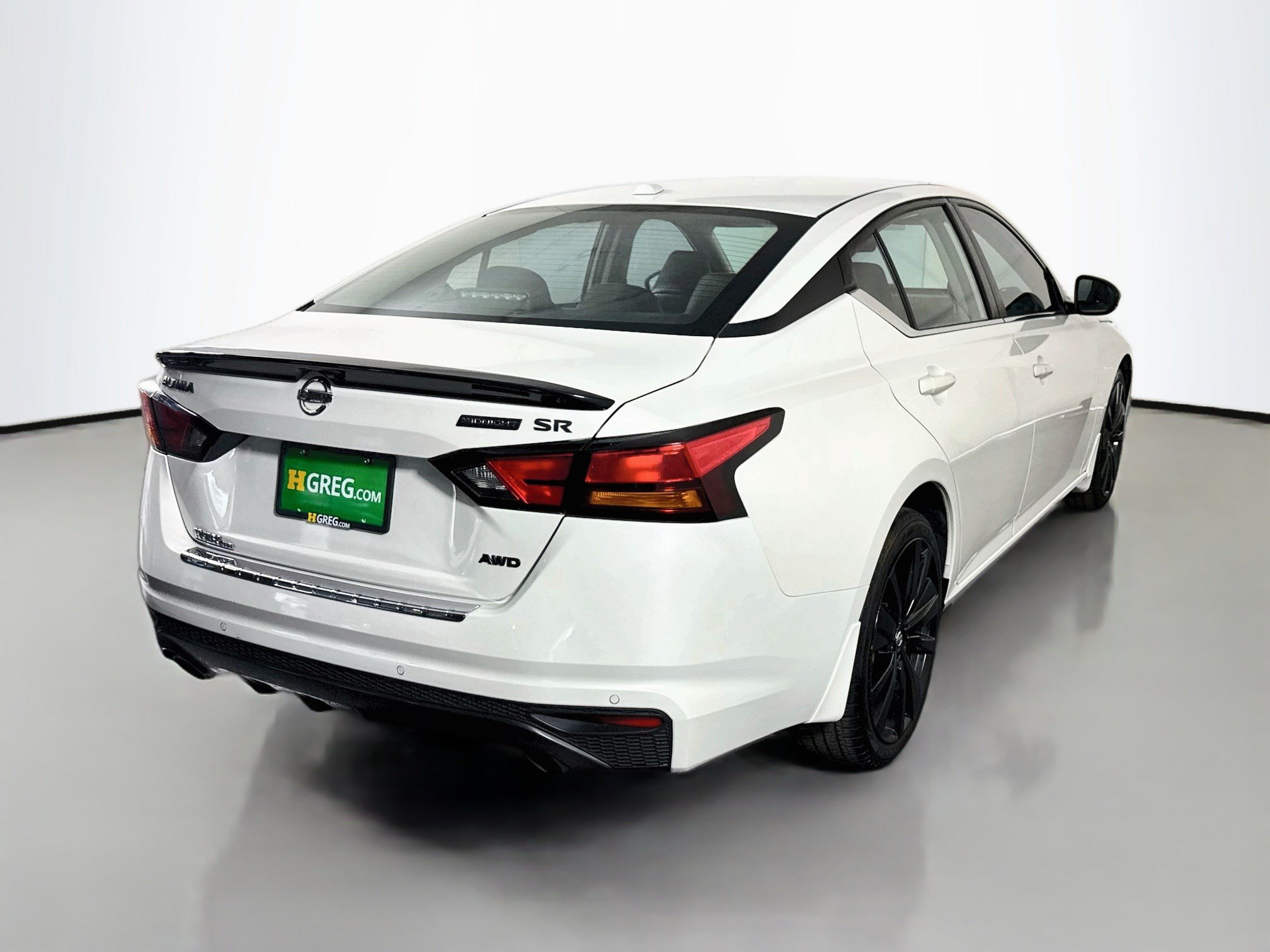 Used 2022 Nissan Altima 2.5 SR w/ Midnight Edition Package AWD/4WD image 10