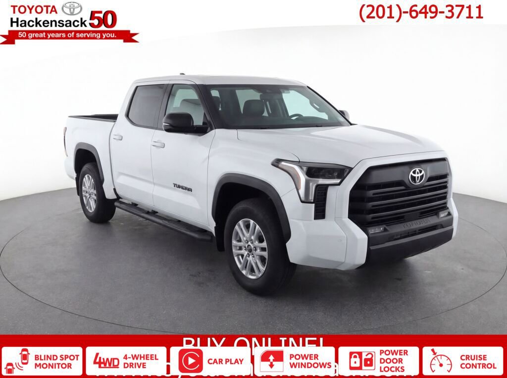 Used 2022 Toyota Tundra SR5 w/ SR5 Premium Package image 1