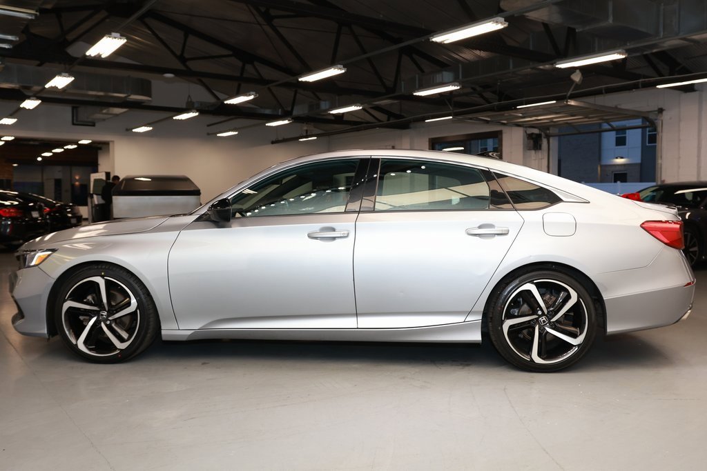 Used 2022 Honda Accord Sport image 4