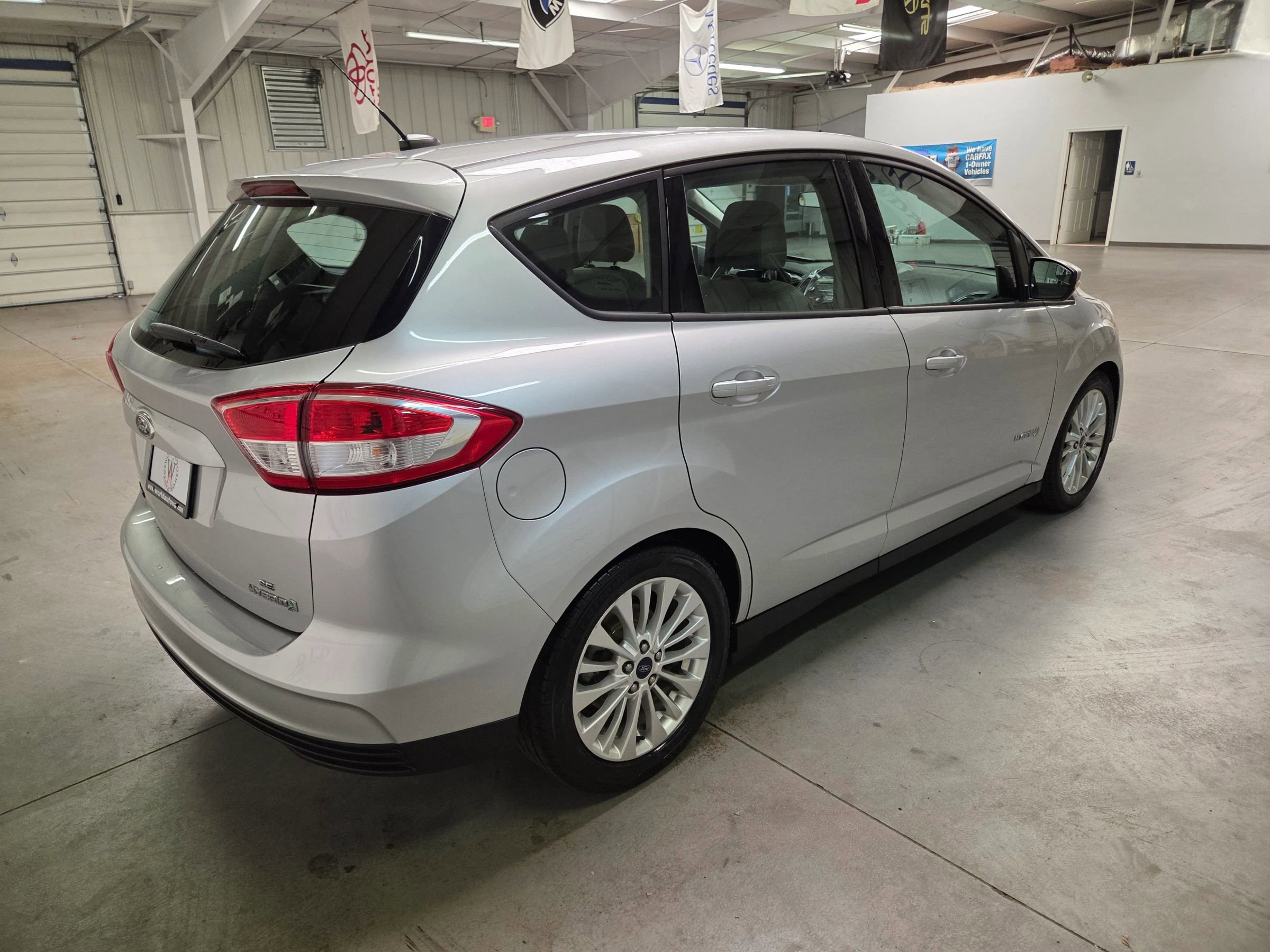 Used 2017 Ford C-MAX SE FWD image 8
