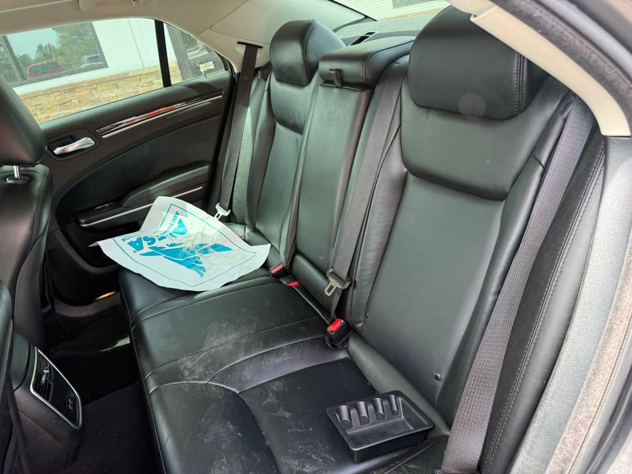 Used 2023 Chrysler 300 Touring L w/ Popular Equipment Group image 4