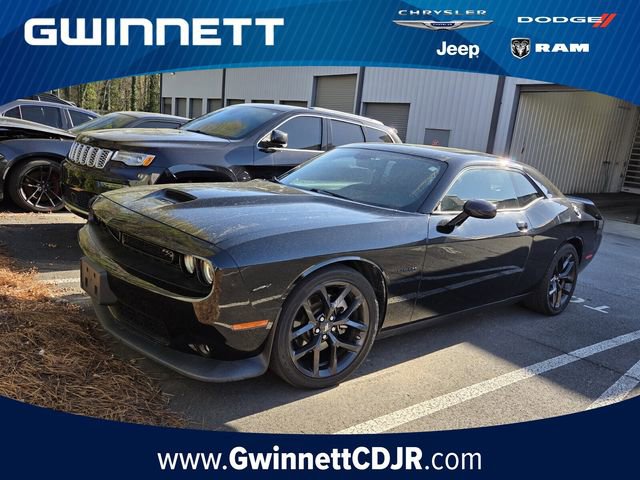 Used 2022 Dodge Challenger R/T w/ Blacktop Package