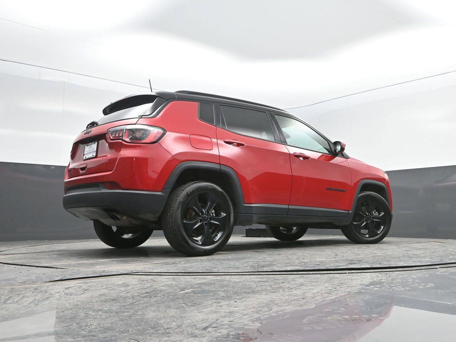 Used 2019 Jeep Compass Altitude image 28