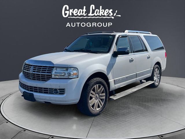 Used 2014 Lincoln Navigator L 4WD image 1